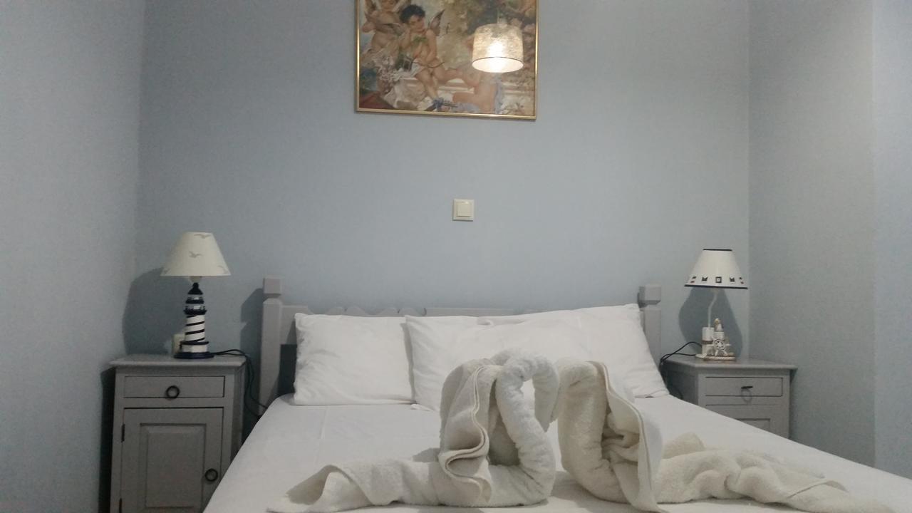 Giasemi Rooms Livadi  Bilik gambar